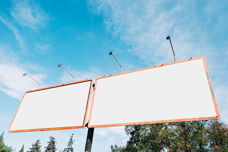 Free Photo two-parted blank billboard