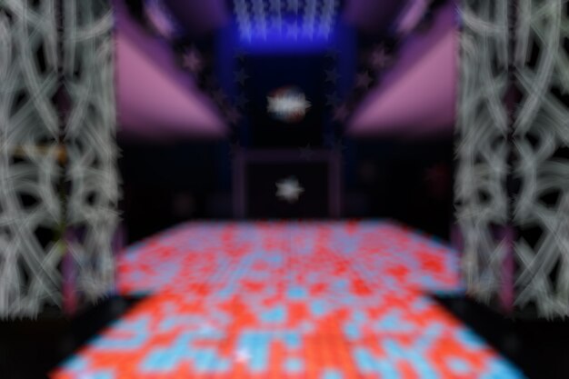 Unfocused entry disco colors