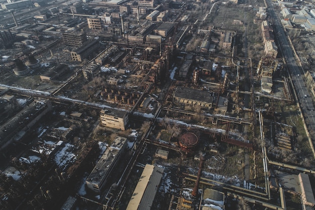 Foto gratuita fabbrica abbandonata urbana