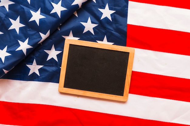 미국 국기에 슬레이트와 미국 독립 기념일 구성