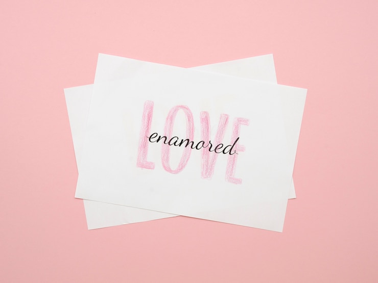 Free Photo valentine love papers top view