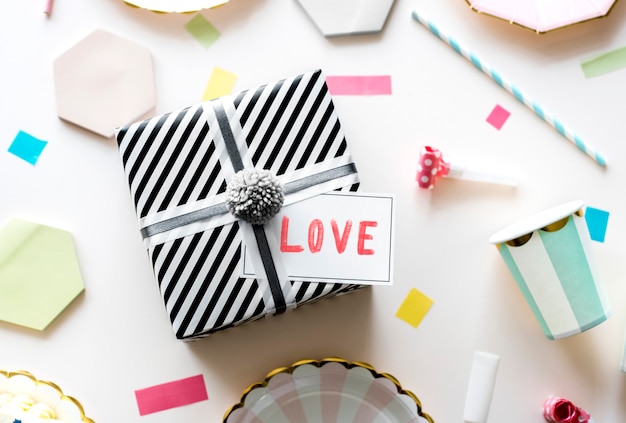 Free photo valentines gift box surprise