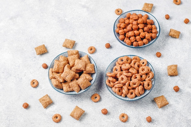 Vari cereali per la colazione