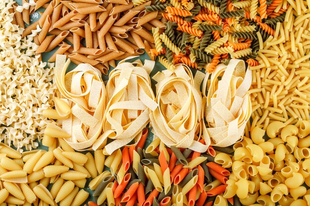 Various pasta heaps