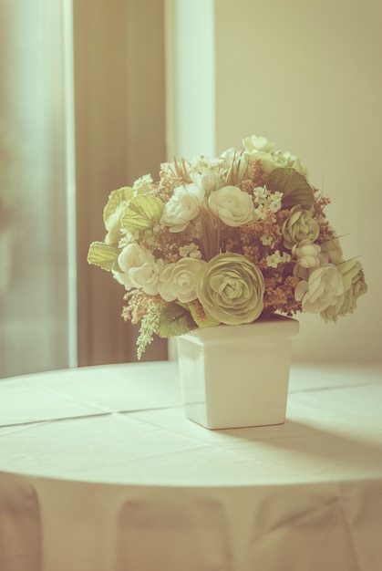 Free photo vase flower