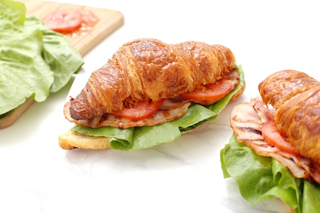 vegetable croissant sandwich