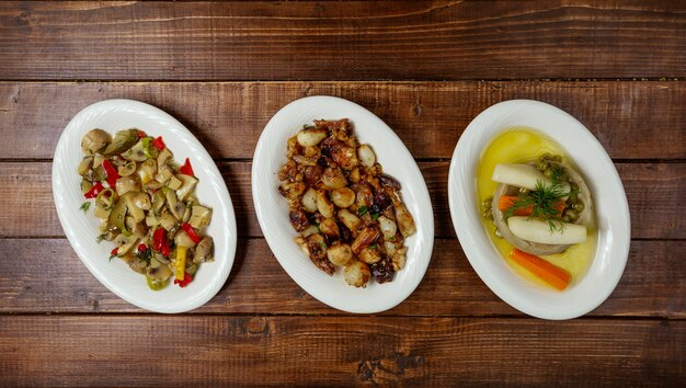 Free photo vegetable plates on the table