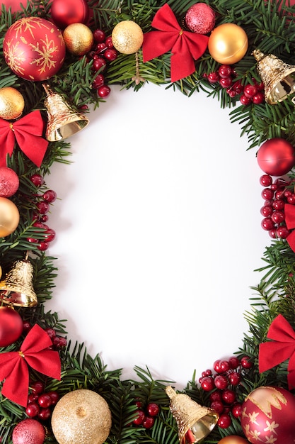 Vertical christmas wreath border 
