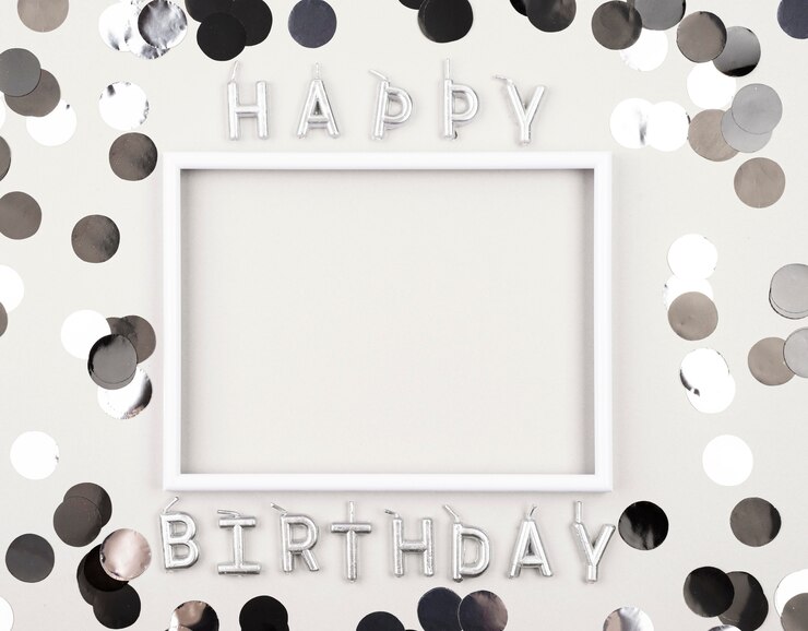 無料Photo フレーム付きのビューの誕生日の装飾の上