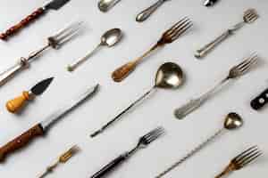 Free photo above view cutlery arrangement