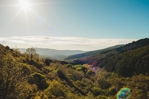 Free photo view to horizon in hilly landscape