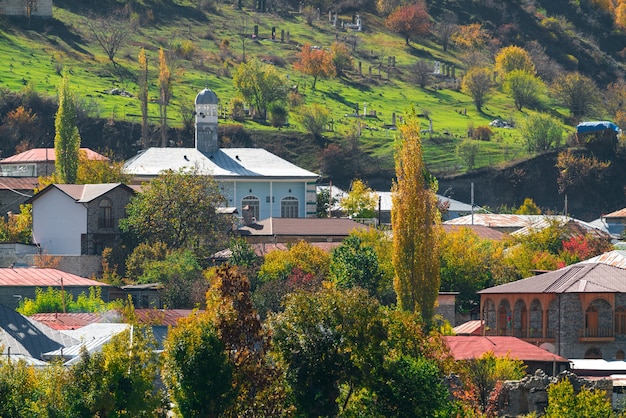 Вид на село лагидж в азербайджане Premium Фотографии