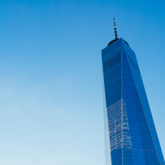 Вид на башню Всемирного торгового центра