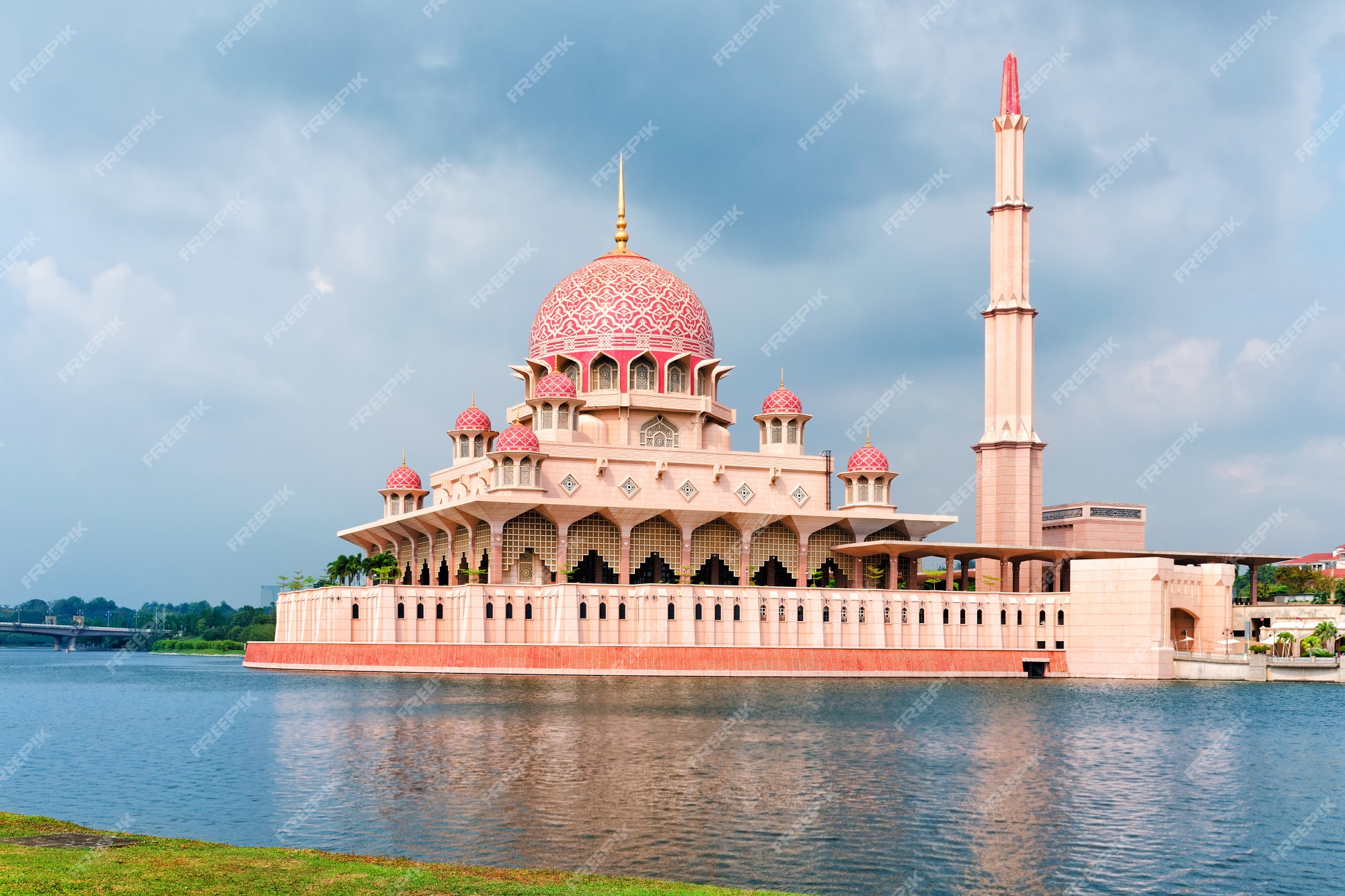 Lake putrajaya Astana Residence,