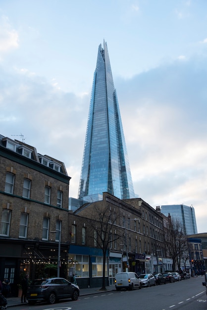 Вид на здание осколка в Лондоне