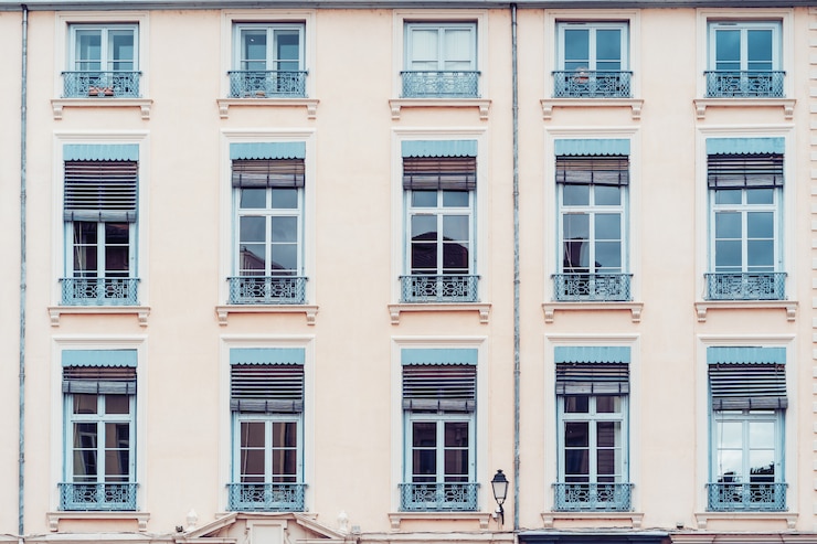 Free Photo vintage building facade wal