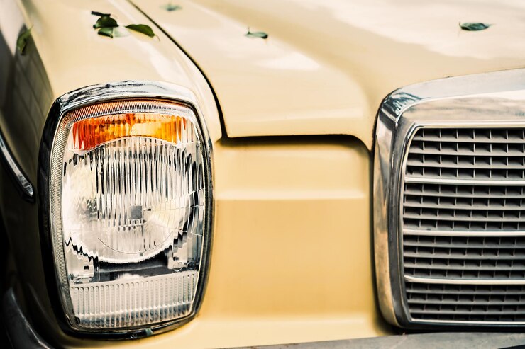 Free Photo vintage car headlight vintage auto detail selective focus idea for interior or article