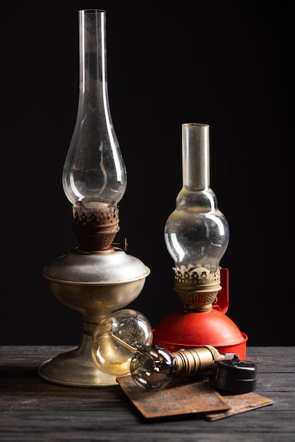 Free photo vintage objects arrangement still life