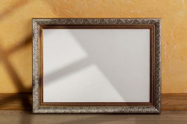 Vintage quality empty frame