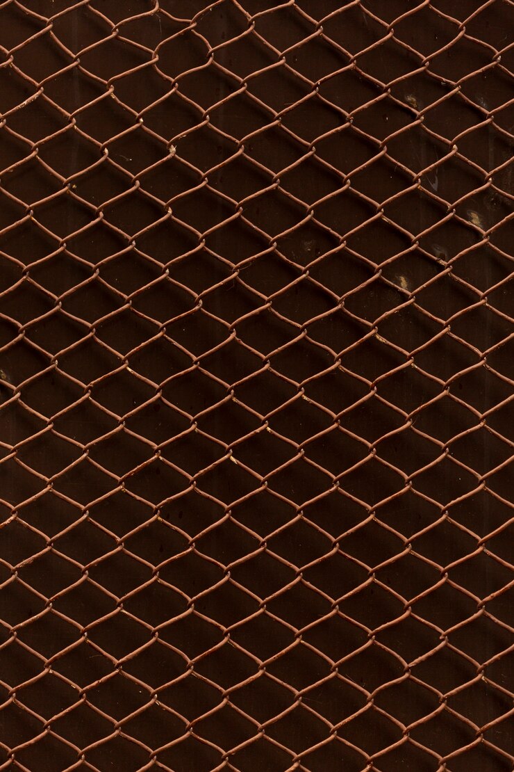 Free Photo vintage rusty chain link fence