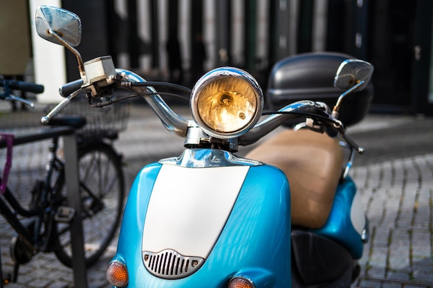 Free photo vintage scooter in frankfurt germany