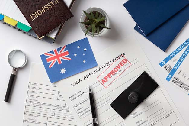 オーストラリアの旗とビザ申請の構成