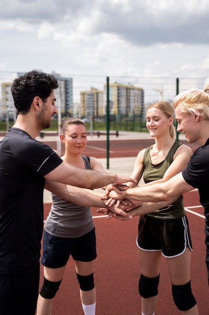 Free photo volleyball players  having a match