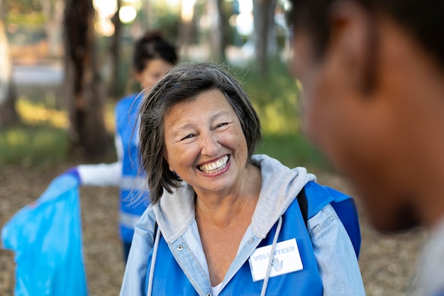 Free photo volunteers working together close up