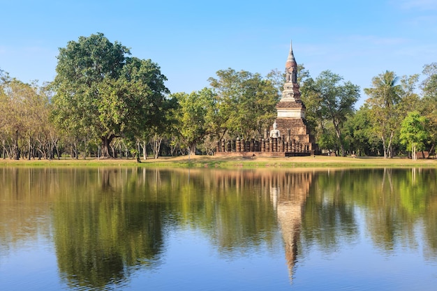 Исторический парк Ват Трапанг Нгоен Шукотай Таиланд