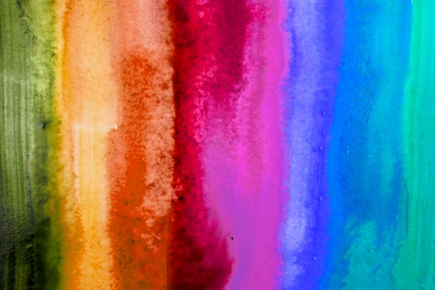 Free photo watercolor brush strokes with rainbow colors