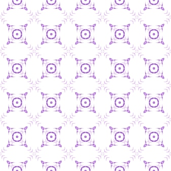 水彩メダリオンシームレスボーダー。紫の素晴らしい自由奔放に生きるシックな夏のデザイン。テキスタイル対応実際のプリント、水着生地、壁紙、ラッピング。メダリオンシームレスパターン。