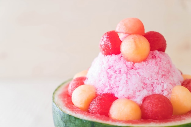 watermelon bingsu dessert