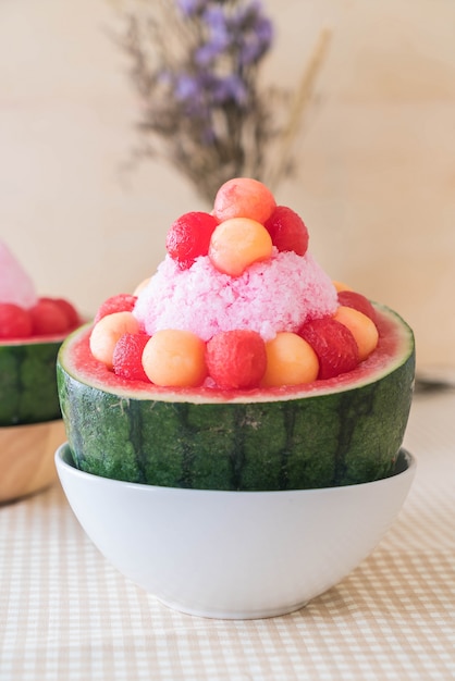Free photo watermelon bingsu dessert