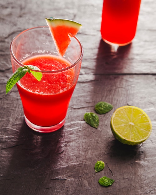 Free photo watermelon cocktail