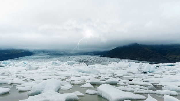 Concetto di collage di effetti meteorologici