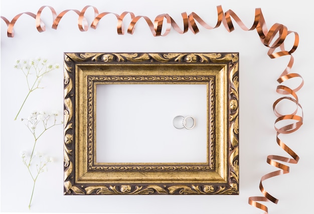 結婚指輪の装飾品