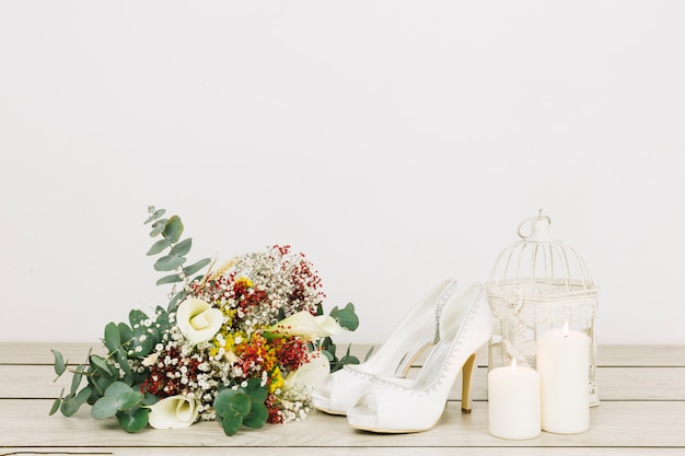 Wedding shoes with flowers