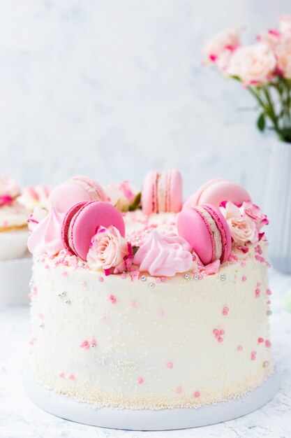 Wedding Cake With Flowers Photo Free Download