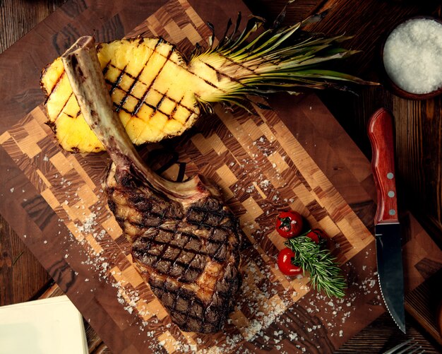 Well-fried t-bone steak top view