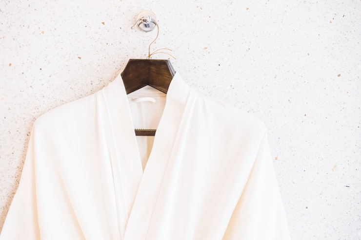 Free Photo white bathrope
