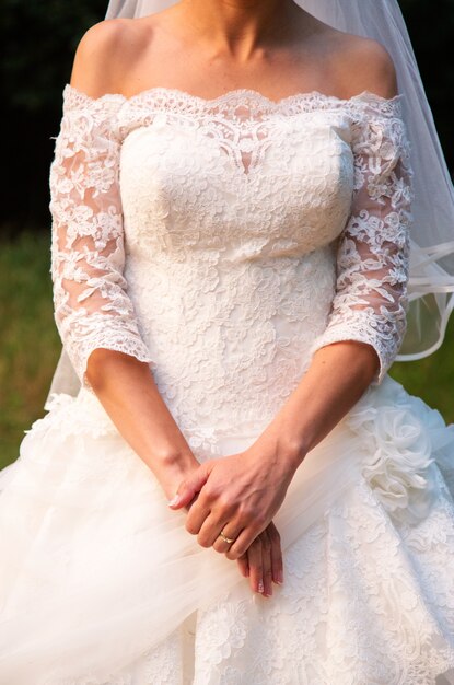 White bride dress