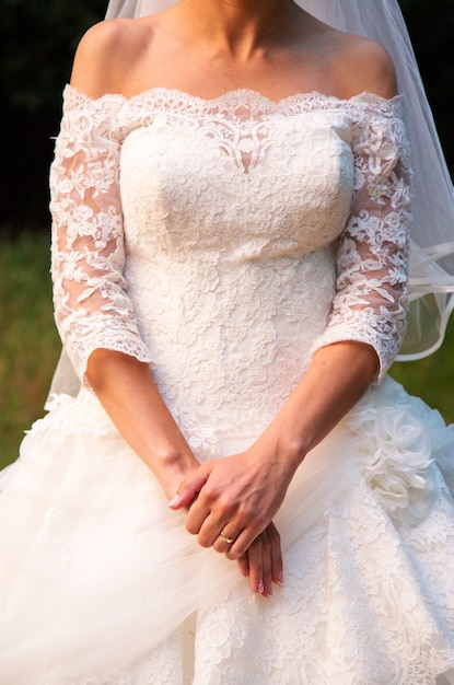 White bride dress