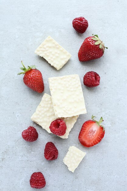 White chocolate with strawberries