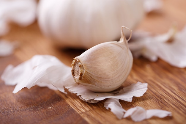 White garlic