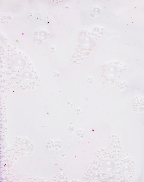 Free photo white painted water with bubbles