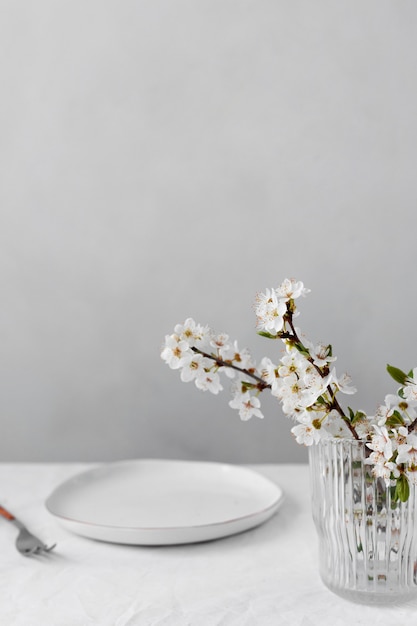 Free photo white table for a delicious meal arrangement