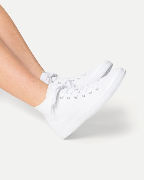 Белые кроссовки для тренировок унисекс, спортивная одежда, модная съемка