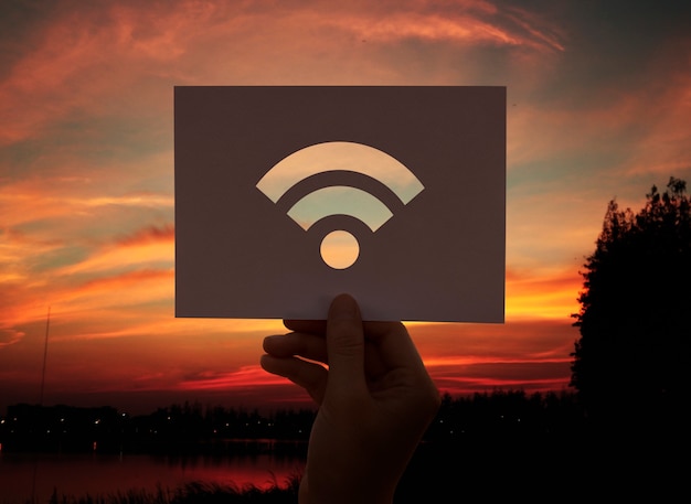 Перфорированная бумага для подключения к интернету Wi-Fi