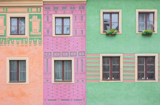 Windows in buildings colors