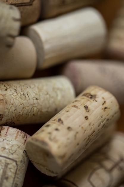 Free photo wine corks on the table